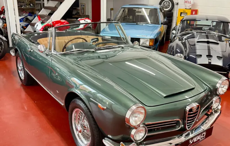 Alfa romeo 2600 spider 1alwkidplla4tvxagq3mj