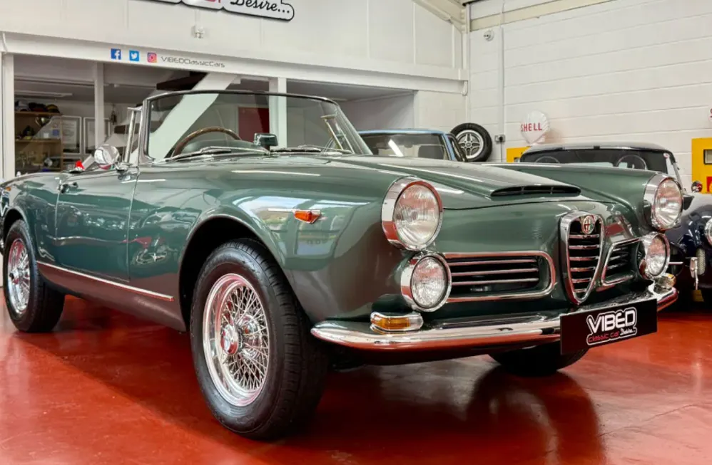 Alfa romeo 2600 spider mkevye2 nobyu8gos5eem