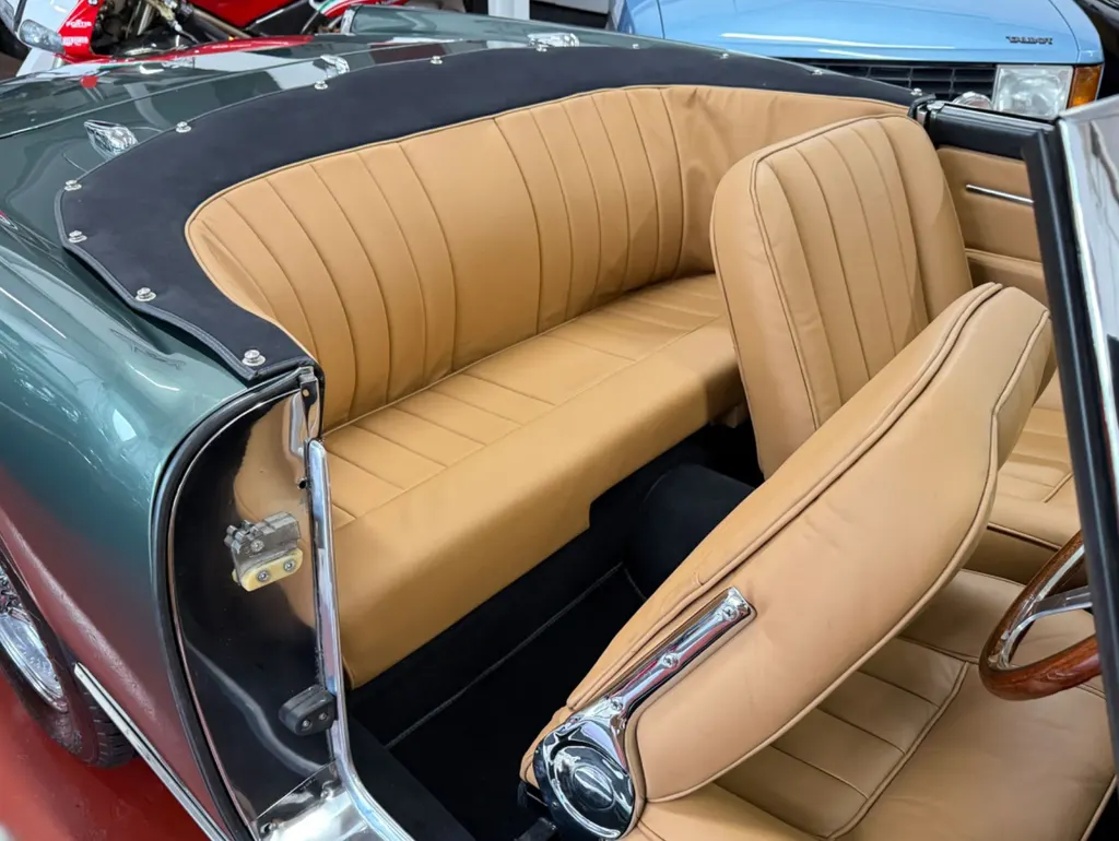 Alfa romeo 2600 spider vrmc8nfyyq3ofrjdfmftx
