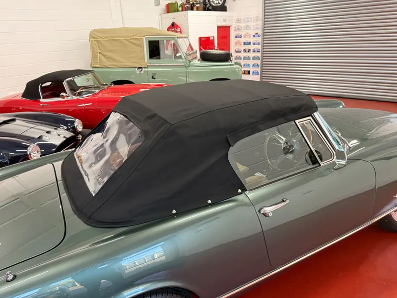 Alfa romeo 2600 spider  xnv25g975ow1owvhamqp