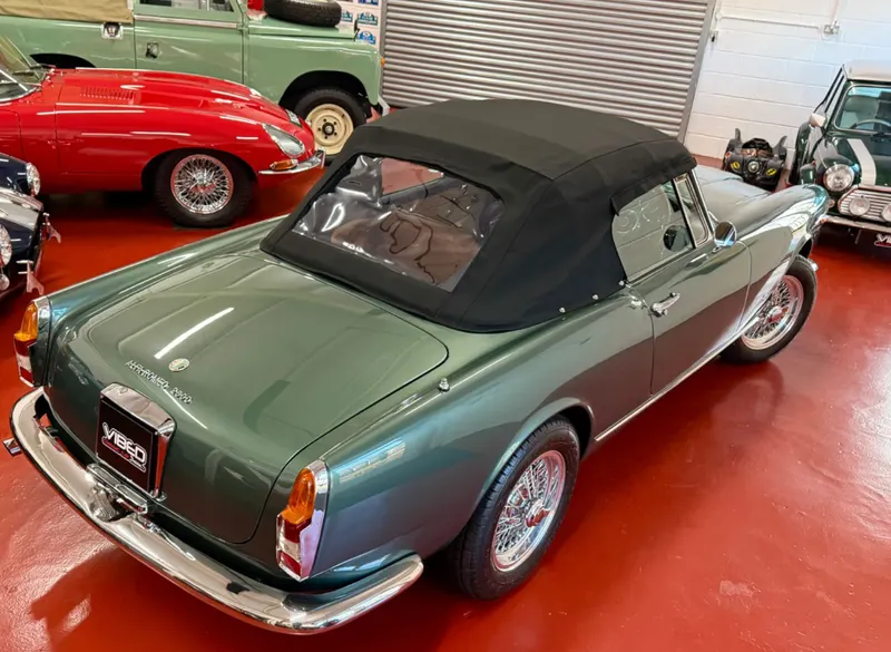 Alfa romeo 2600 spider cvupkirfbjej2qoo mivu