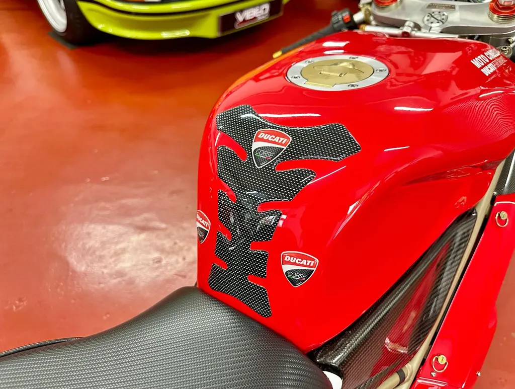 Ducati 996 8w55fhn571 jh4jb7anu8