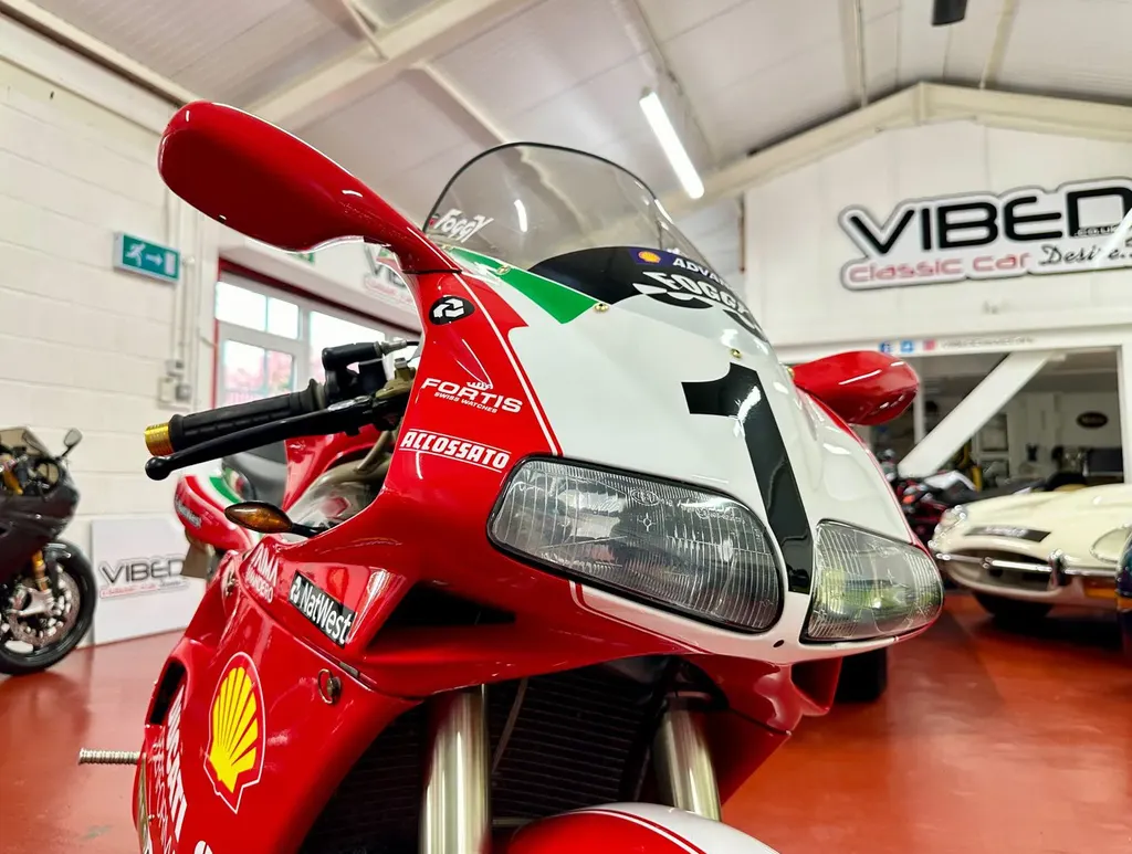 Ducati 996 uhm49liufcyvk 9jddy7j