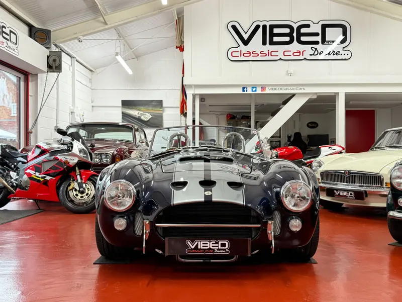 Ac  cobra qaoawoq eu3wmpoi3uw3z