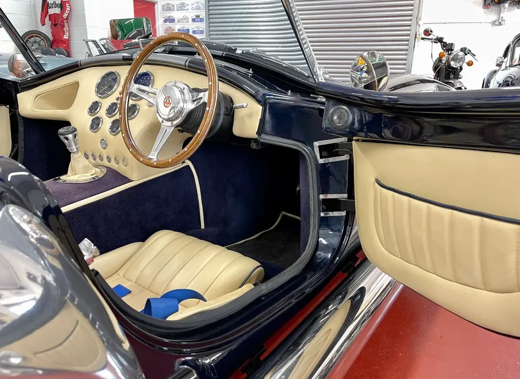 Ac  cobra ycfmgiemicz5ub8mkeyft