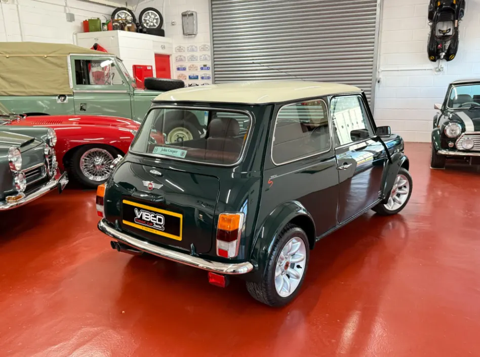 Mini john cooper le s works dmei svvrb2elh0kyiey4