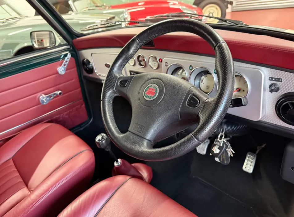 Mini john cooper le s works v5br1skqkjpl 6gjjy5ry