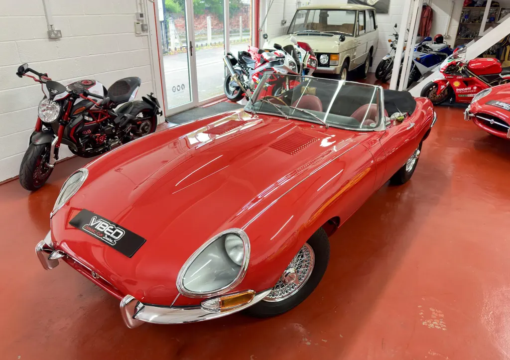 Jaguar e type series 1 3.8 7ipedbxebdci2kaltxm2z