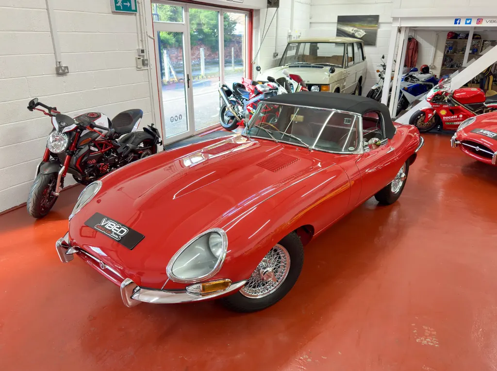 Jaguar e type series 1 3.8 yoxeu6mhqxbka46nnhrco