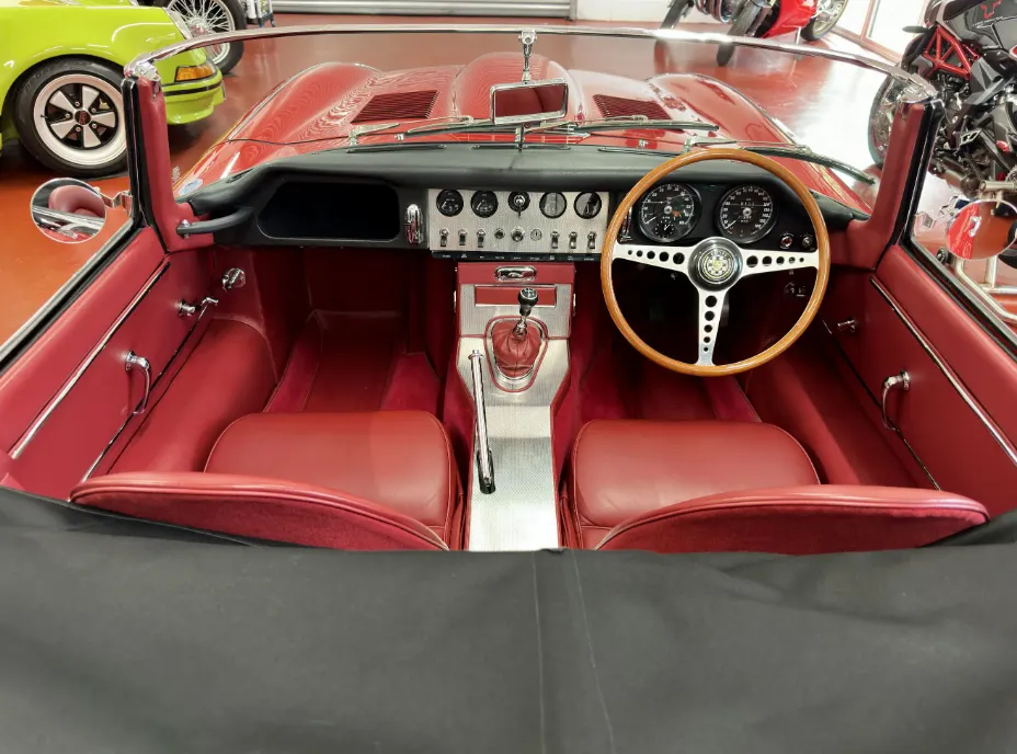 Jaguar e type series 1 3.8 brvkgfkicnuxffjoudy89