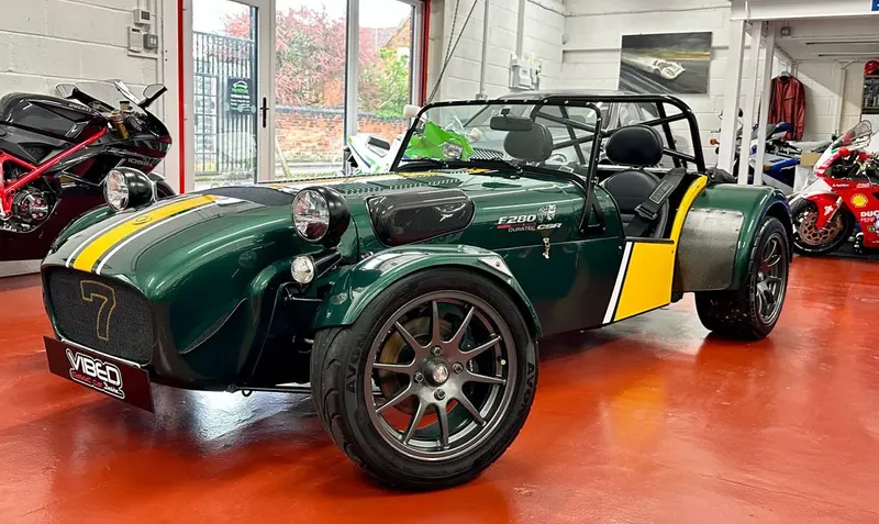 Caterham seven y ptqiv1bbi4u4qgfu uu