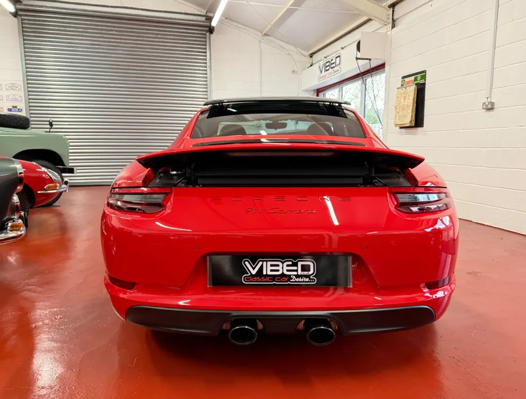Porsche 911 991.2 carrera 3.0t qzmrdltr5wgwcgau2cde1