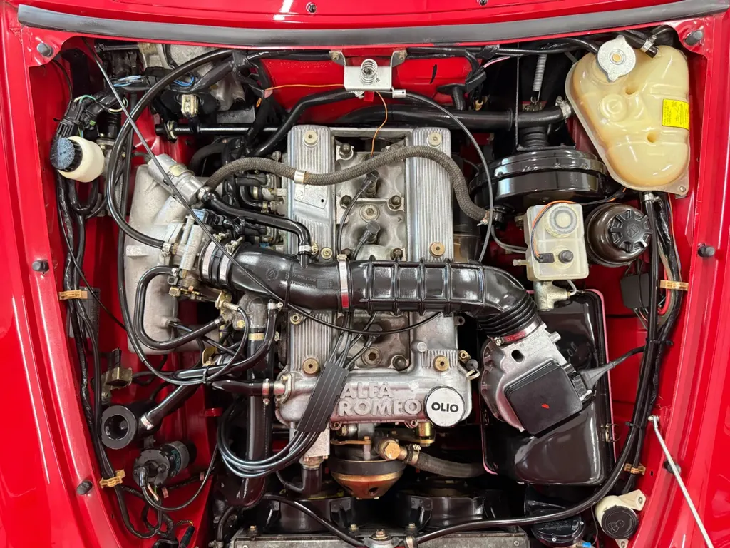 Alfa romeo spider qr8edfepvnwzojjtoi xj