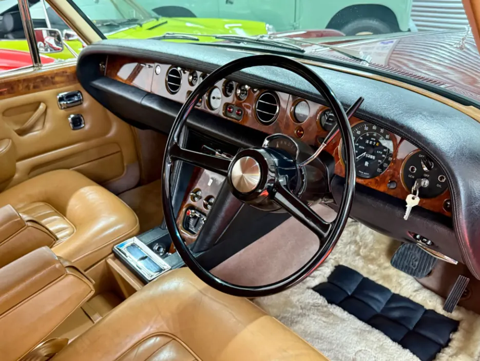 Rolls royce silver shadow lntdb6ijikrfna2u fybt