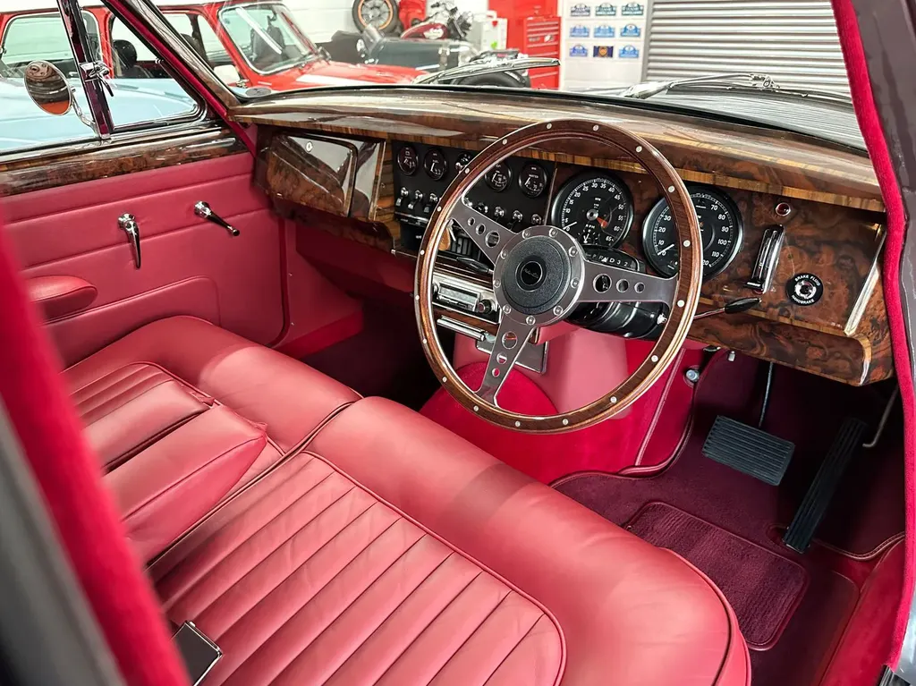 Daimler 2.5 v8  i spbtjk8g1tz j g86c 