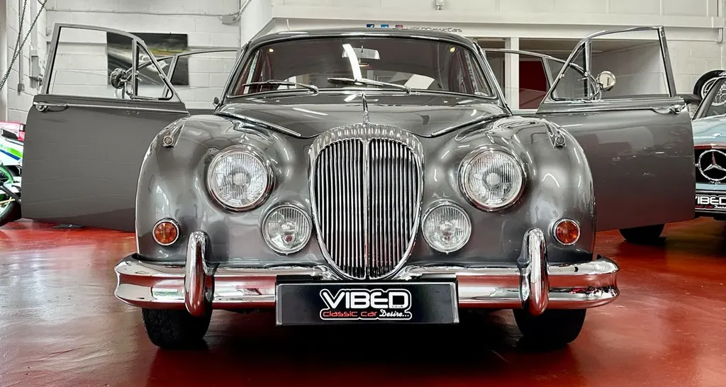 Daimler 2.5 v8  tesu6kaoiuv1nedtlfxas