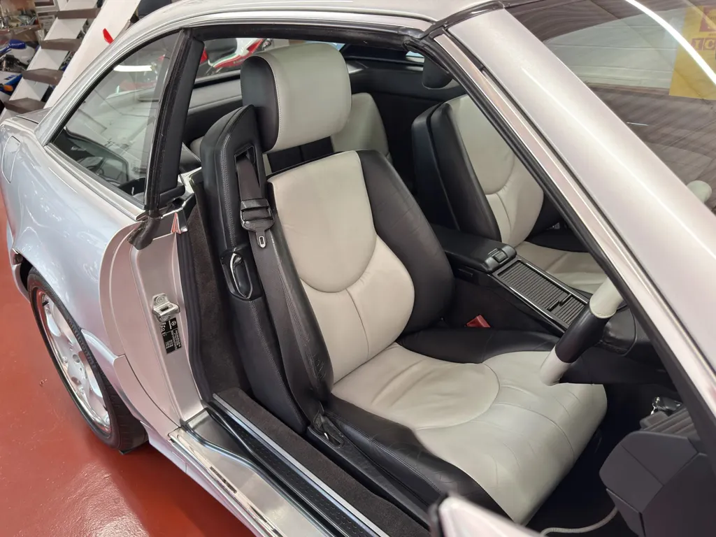 Mercedes benz sl 500 silver arrow qdt4r6jy7a2 ejrjzyjss