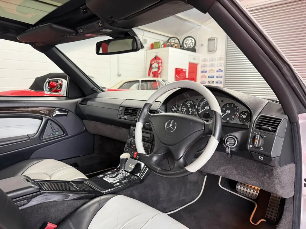 Mercedes benz sl 500 silver arrow cqm6dkei3mmrplytoa61p