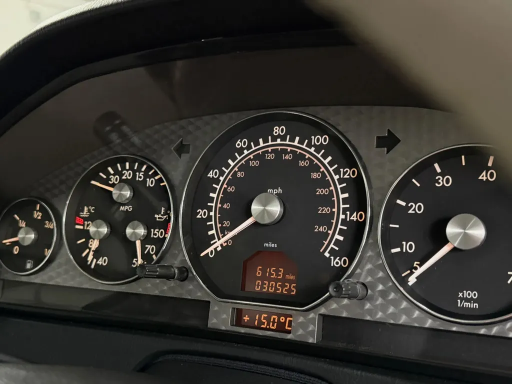 Mercedes benz sl 500 silver arrow ztly1qywo6psyxk3mk9af