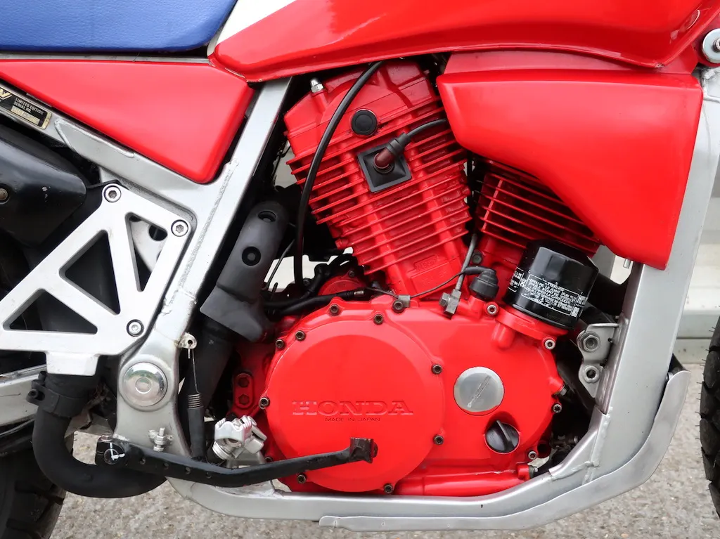 Honda xlv750r  aretbzqoyyx9wcbvohsvi