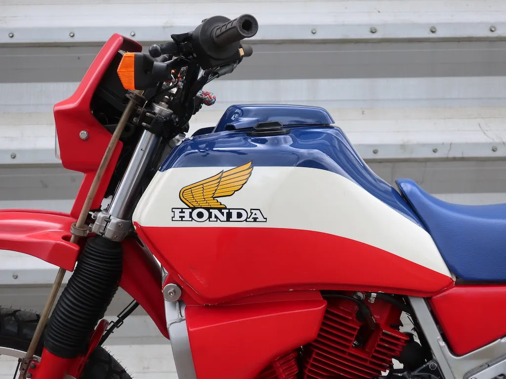 Honda xlv750r  d xzkebq06llu24xfbfj1