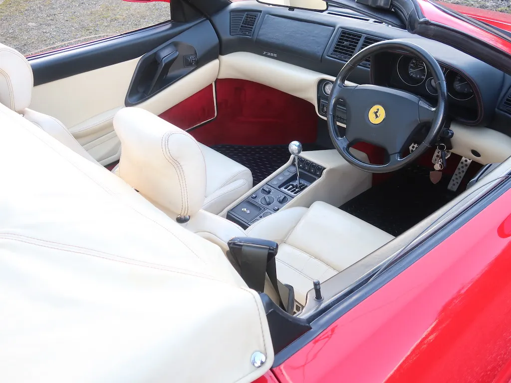 Ferrari f355 qtrkd16grrxlcaij8hapj