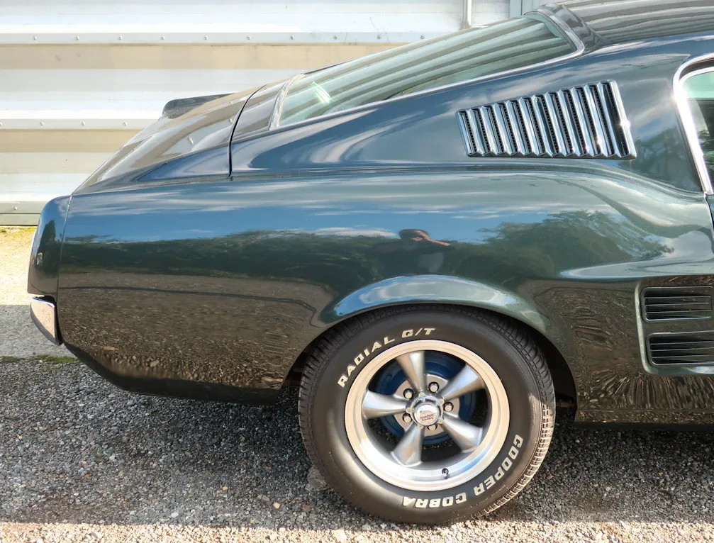 Ford mustang fknd0qrntglazo64gp71p