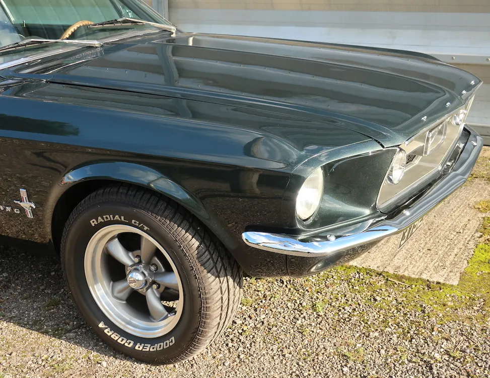 Ford mustang ghqcltogzu2q7lz8iksqk