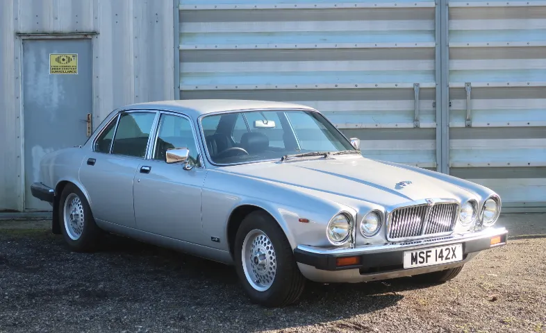 Jaguar xj6 05dblo lxzydi3kb4raqc