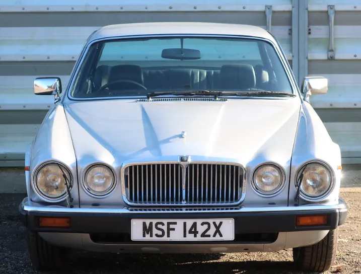 Jaguar xj6 3zvqms3nzespmab6os0hq