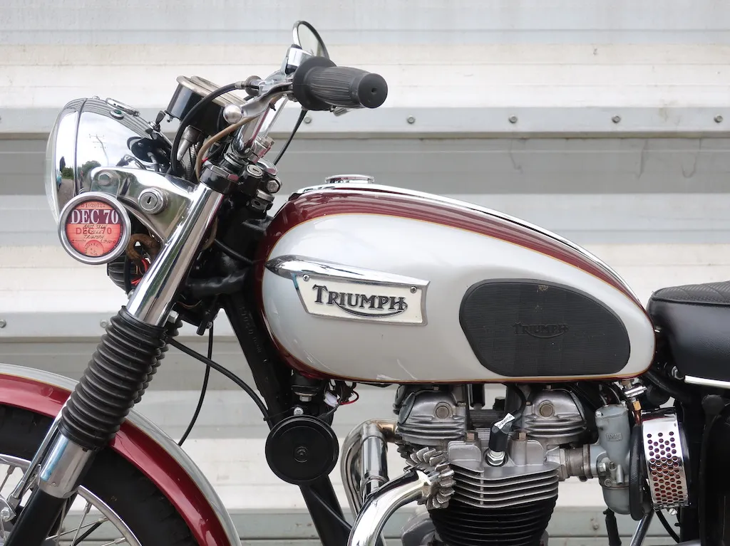Triumph  bonneville 2wim4uazen6 qie5zpouj