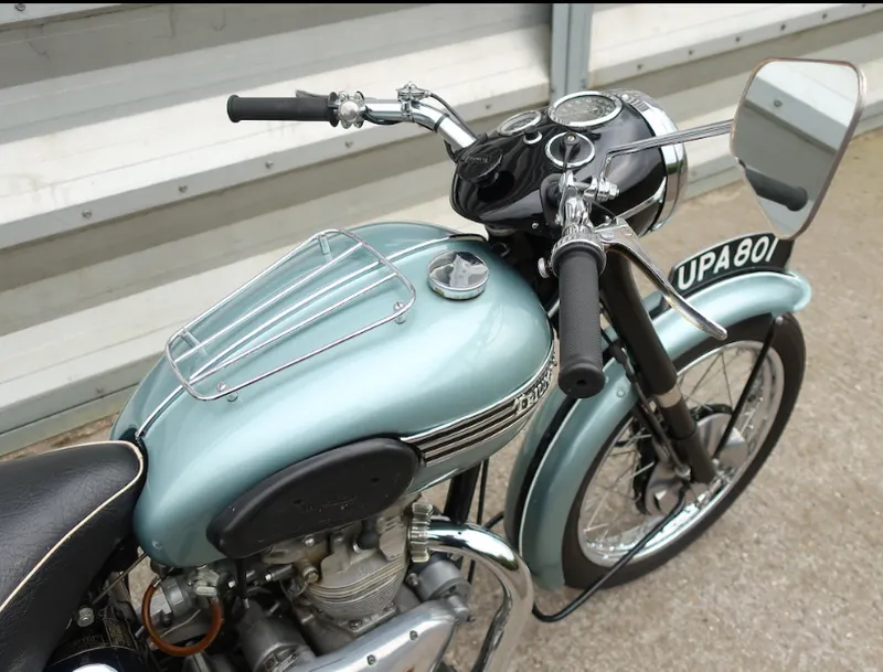 Triumph tiger vn9kbwnosbbbvdpuxkwjv