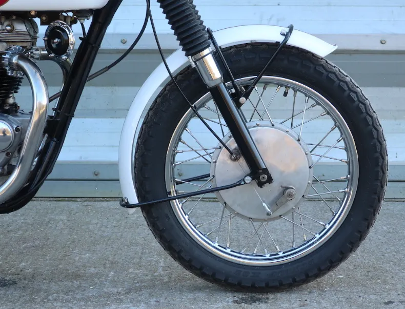 Triumph t120   1yx4mbnkhzox3wdmf fak