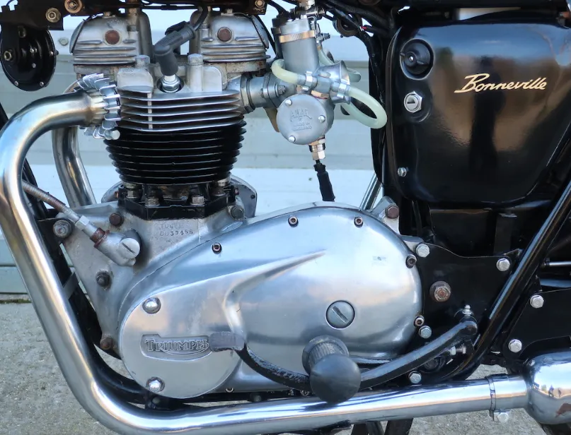 Triumph t120   j1s tbpkcq phehg3iajo
