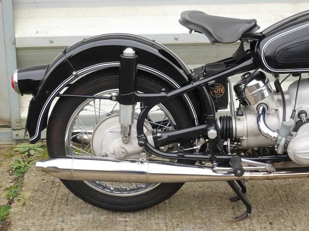 Bmw r69 27ywbaik4p8aw0bxsw0v 