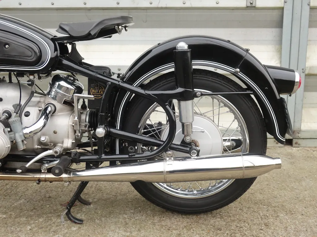 Bmw r69 d8k1rblne1jlx09omipyp