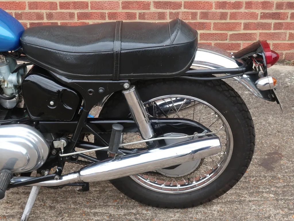 Royal enfield interceptor 7tovh0rnvkrbv6 j8 b6d