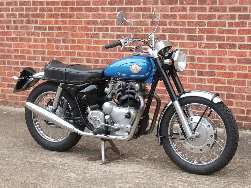 Royal enfield interceptor bpnct62otvszdl9wk93zq