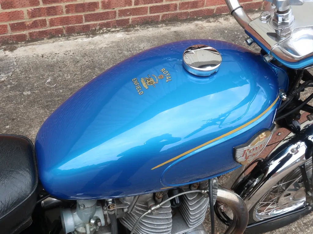 Royal enfield interceptor i0vsb uzvezvdewu wcbb