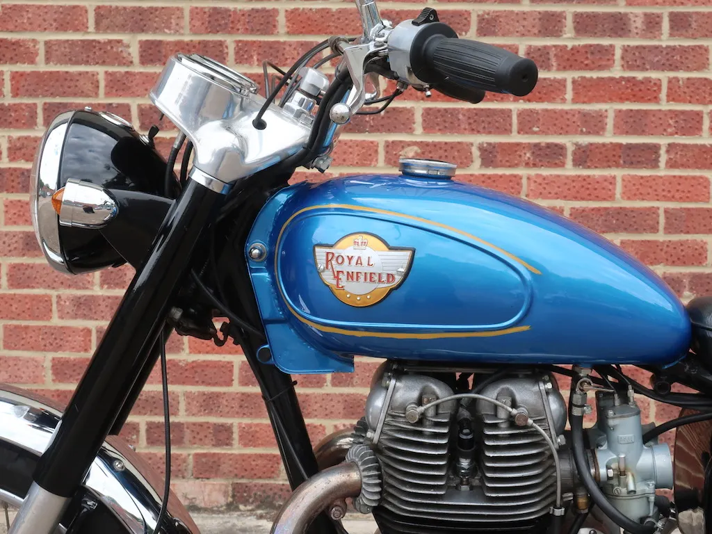 Royal enfield interceptor vpzsbkzzwh86quq3cnqaf