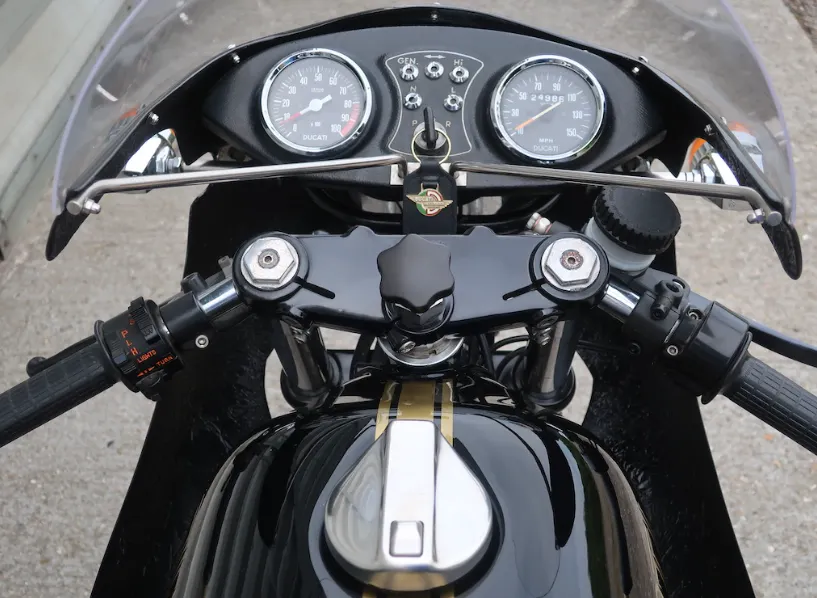 Ducati 900ss xjz4ed1jqz 5mv8kmqzme