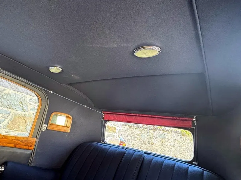 Rolls royce 2025 76twnvg9zmwfisk1m ll3