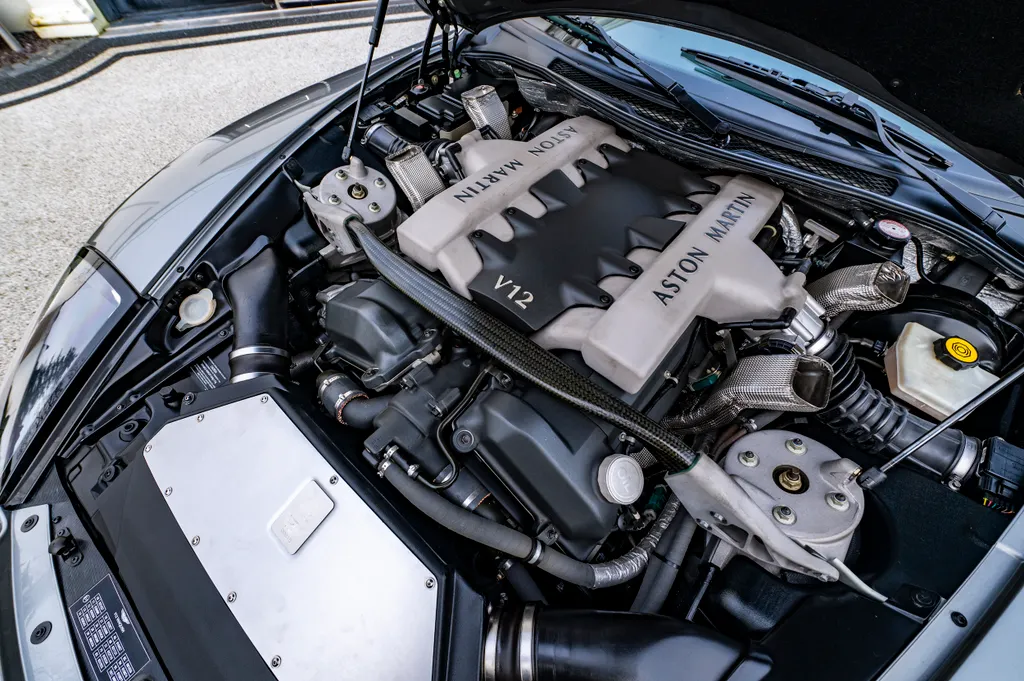Aston martin vanquish pre production  delivery mileage  am heritage status uhe0683q2zl8bxbqlbrg 