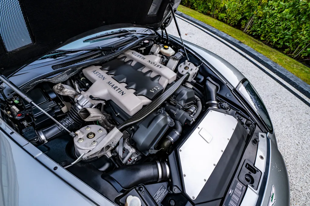 Aston martin vanquish pre production  delivery mileage  am heritage status jsqst5ssbg7qsusmhpewq