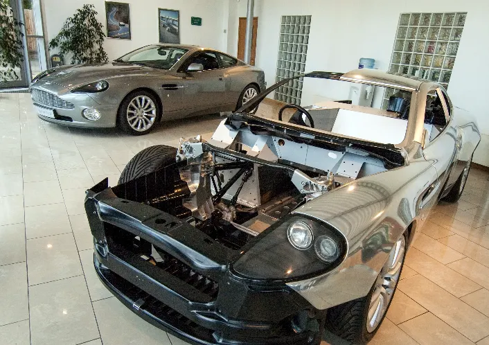 Aston martin vanquish 5.9 v12 pre production 9orufuidxvdljat malcx