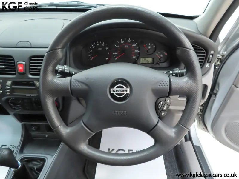 Nissan almera t roloyde6ipcnlvkfv7z