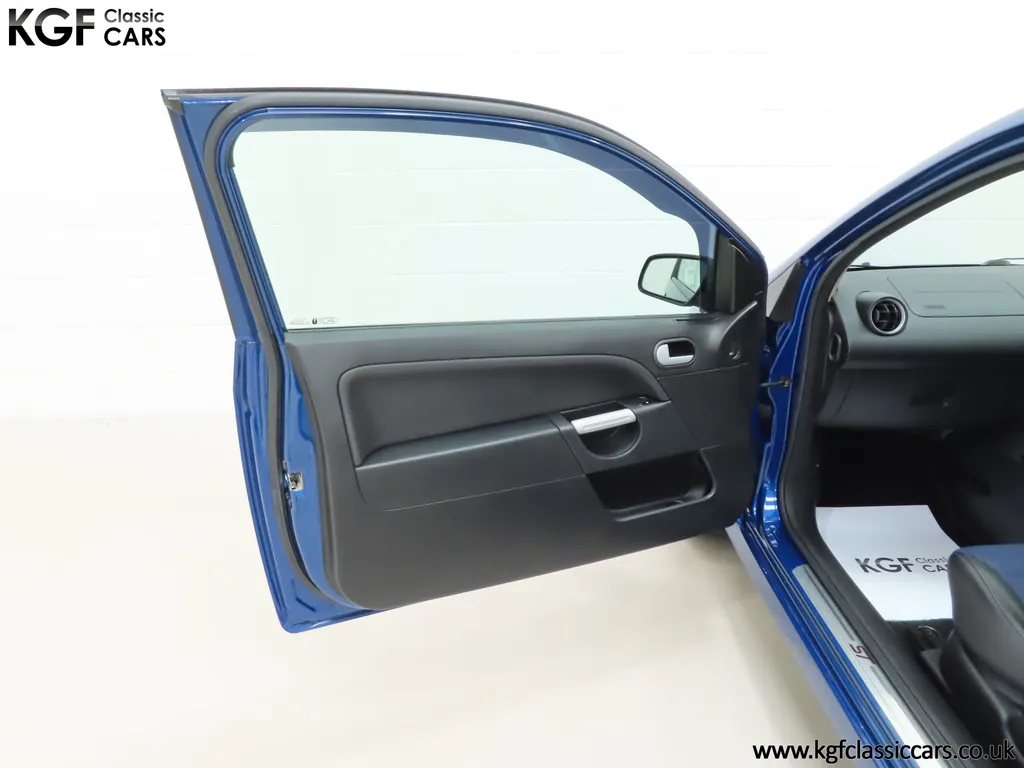 Ford fiesta etbuywqkhzmuhuytui2am