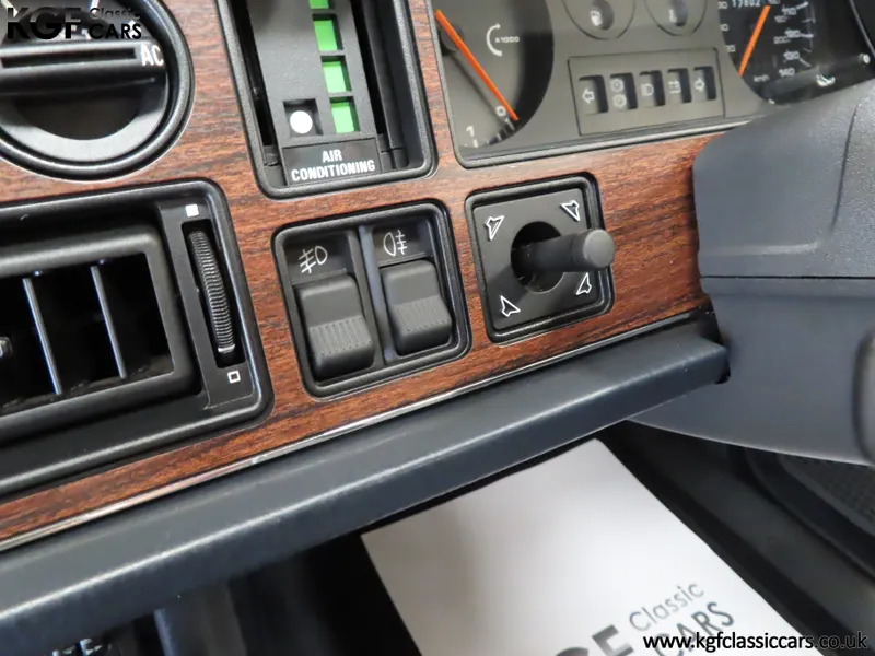 Ford granada opgqhlxjblw28o3ejtzxo