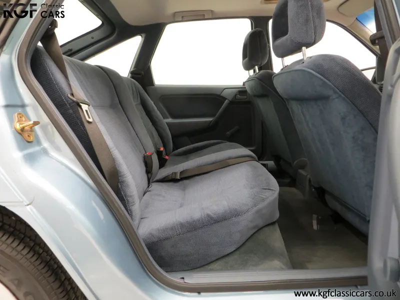 Vauxhall cavalier zl gqktrmnmb3czh swj2