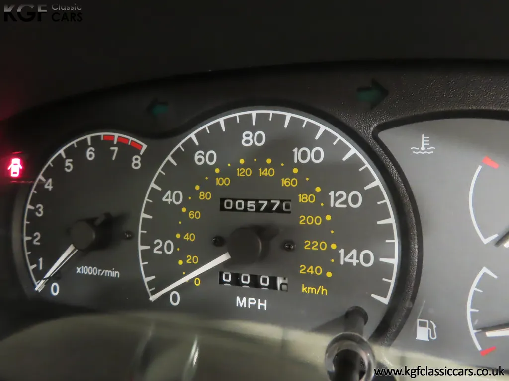 Mitsubishi lancer acmwnie509ye2m8v6jljw